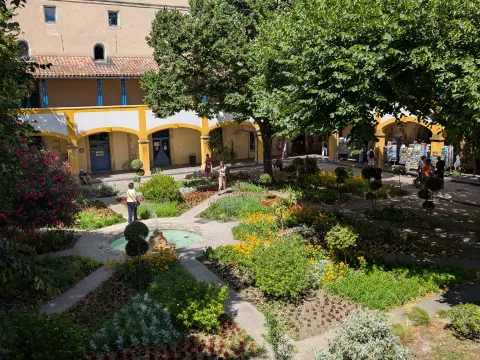 Espace Van Gogh Arles